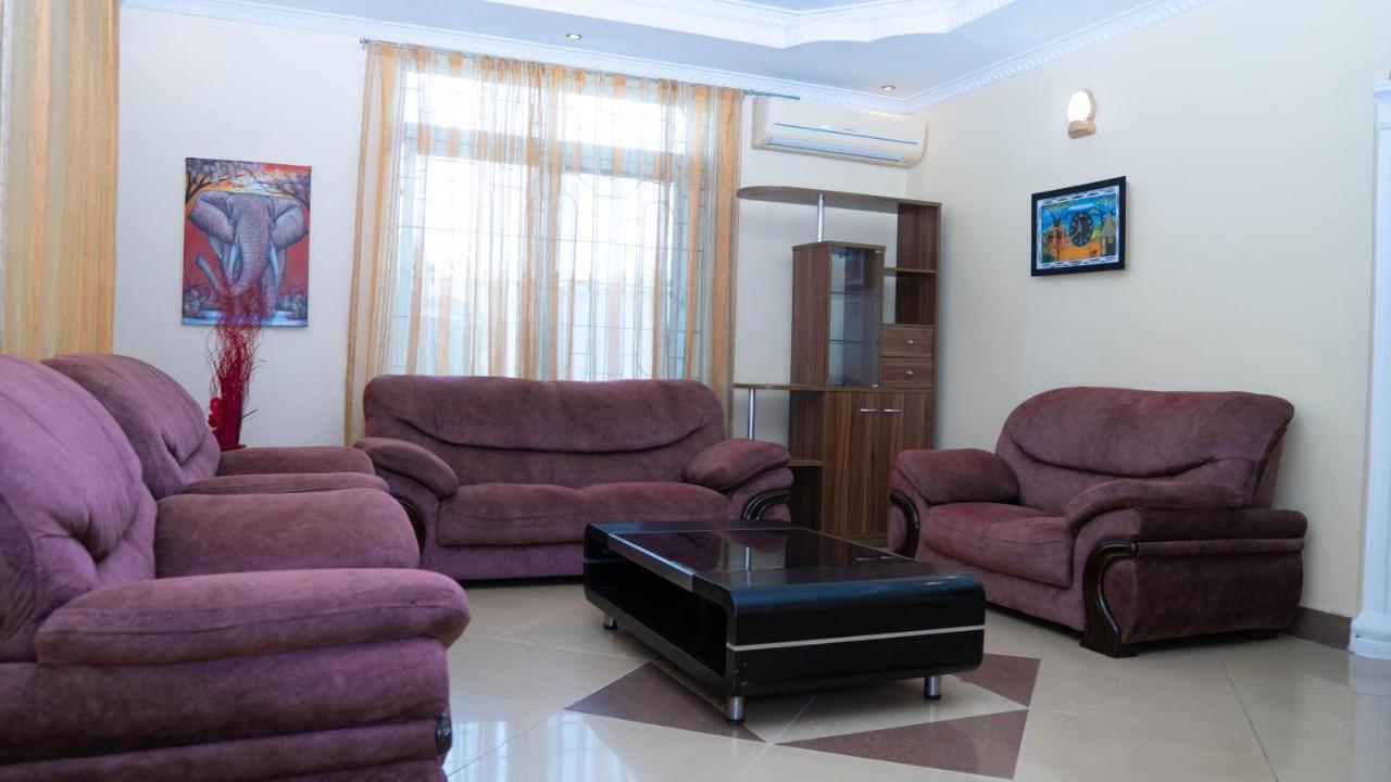 Luxury Beach Villa Inn Daressalam Exterior foto